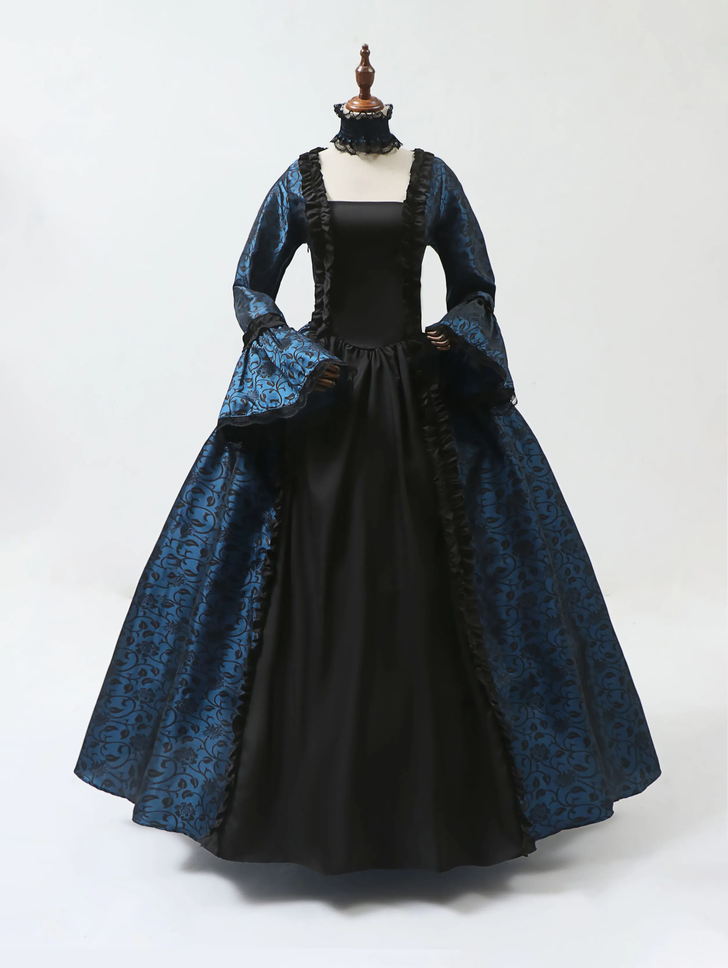Vestido de María Antonieta par - Bathrobe reseña y precio